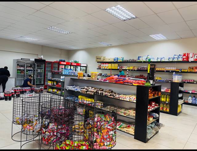 3,500M² BUSINESS CENTRE FOR SALE IN CAPITAL PARK